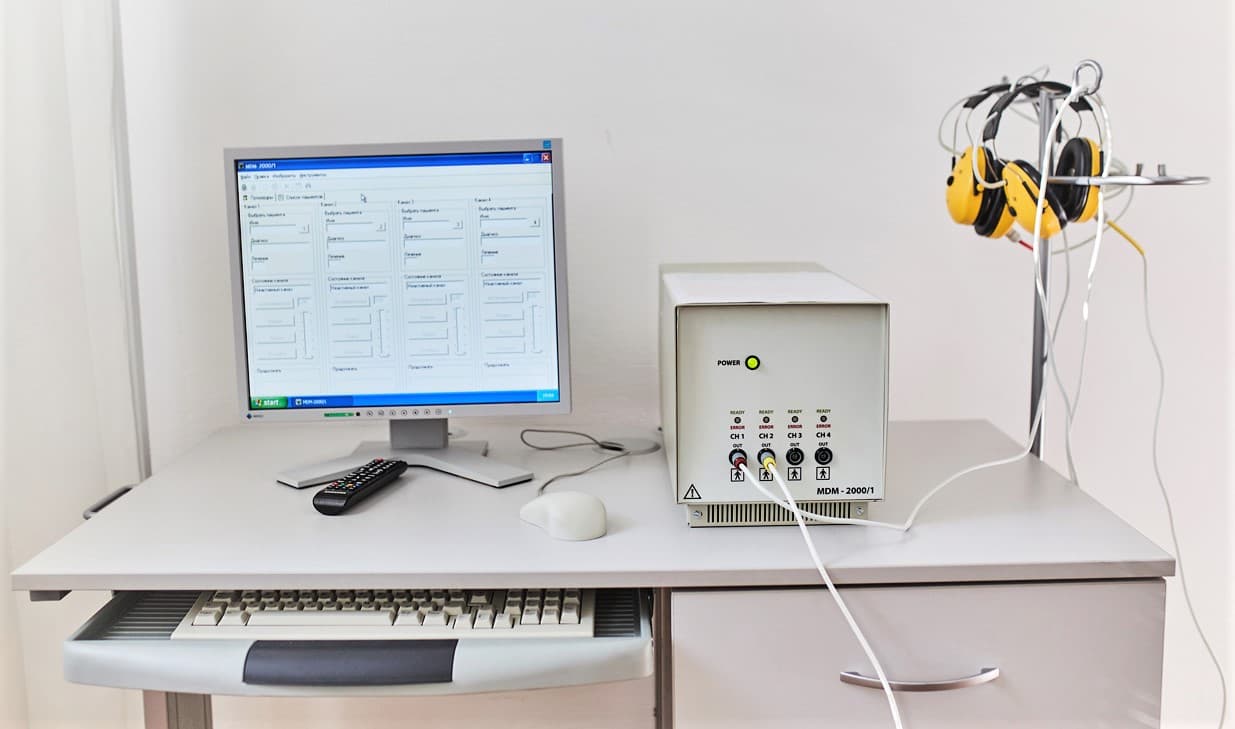 Instrument for Mesodiencephalic modulation (MDM)